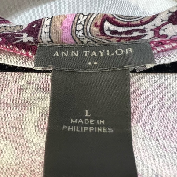 Ann Taylor Sleevless Damask-like Pattern in Pinks and Taupe, Peek-a-Boo Neck L - Picture 6 of 8